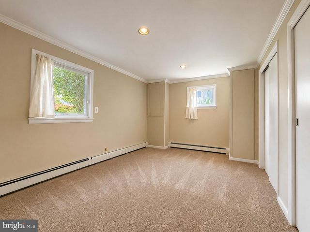 2512 N KENILWORTH ST, Arlington, VA 22207