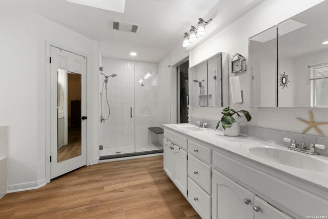 920 Queens Dr, New Braunfels, TX 78130