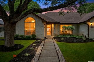 920 Queens Dr, New Braunfels, TX 78130