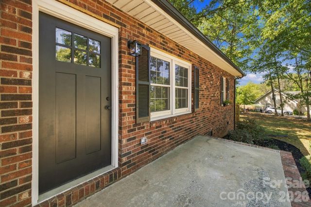 3231 Frazier Drive, Claremont, NC 28610
