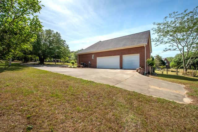 206 Thornberry Place, Ashford, AL 36312