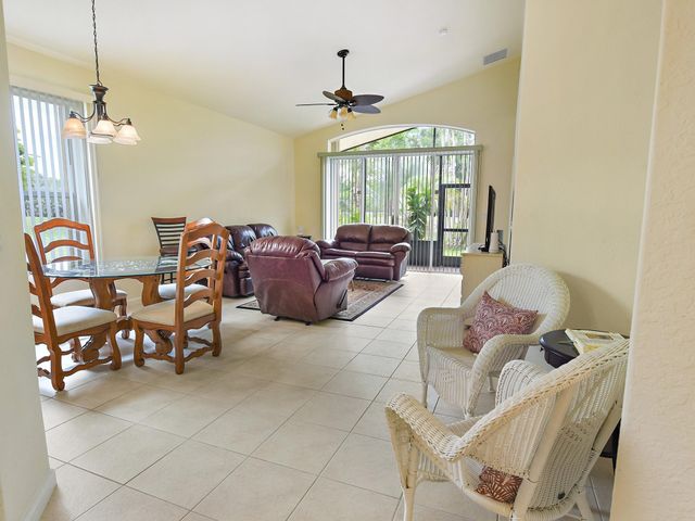 833 NW Rutherford Court NW, Port St. Lucie, Port St Lucie, FL 34983