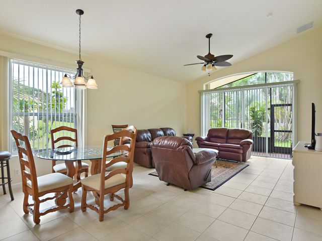 833 NW Rutherford Court NW, Port St. Lucie, Port St Lucie, FL 34983