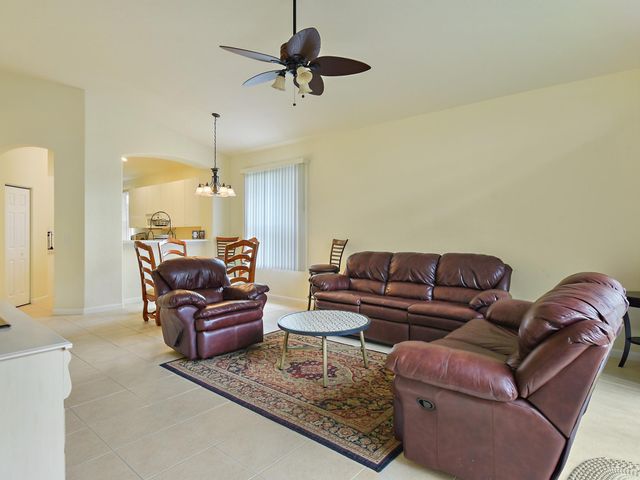 833 NW Rutherford Court NW, Port St. Lucie, Port St Lucie, FL 34983