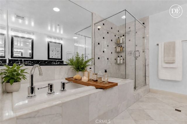4424 Whitsett Avenue 110, Studio City, CA 91604