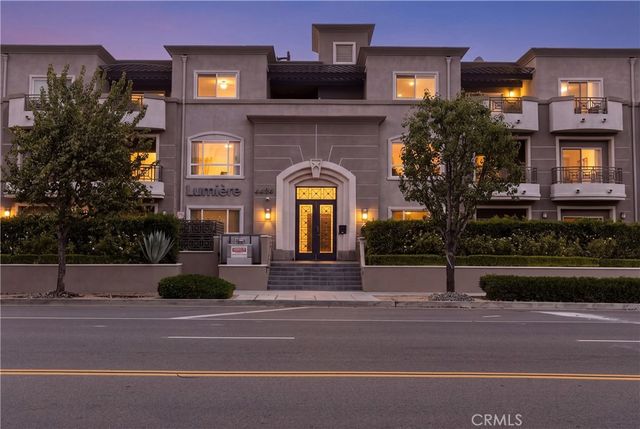 4424 Whitsett Avenue 110, Studio City, CA 91604