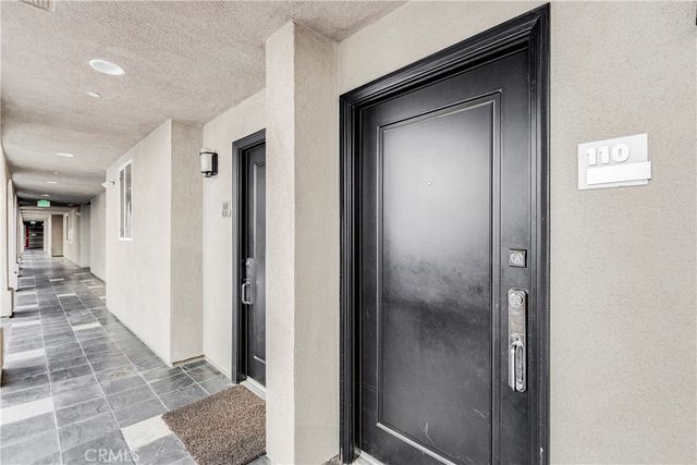 4424 Whitsett Avenue 110, Studio City, CA 91604