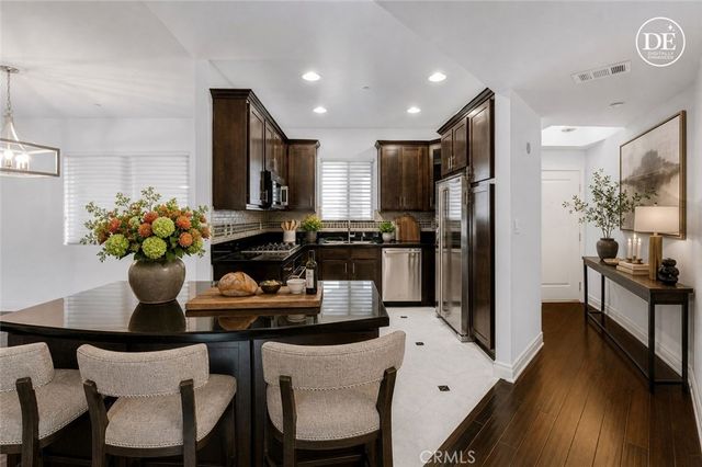 4424 Whitsett Avenue 110, Studio City, CA 91604