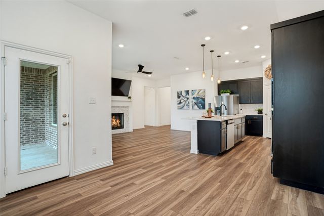 1725 Continental Drive, Princeton, TX 75407