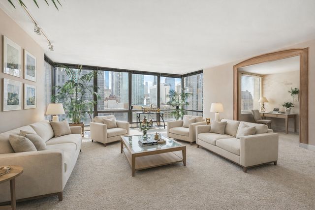 100 E Bellevue Place 23B, Chicago, IL 60611