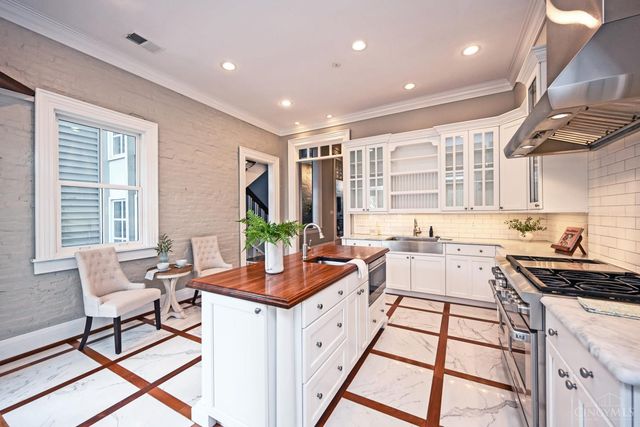 1120 Fuller Street, Cincinnati, OH 45202