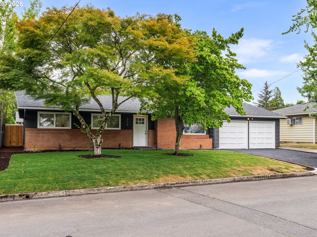 300 Se MORLAN Ave, Gresham, OR 97080