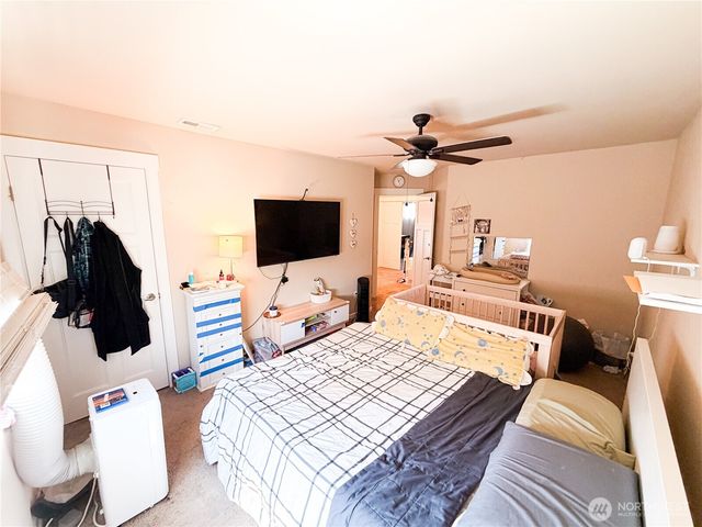 16305 25th Avenue Ct E, Tacoma, WA 98445
