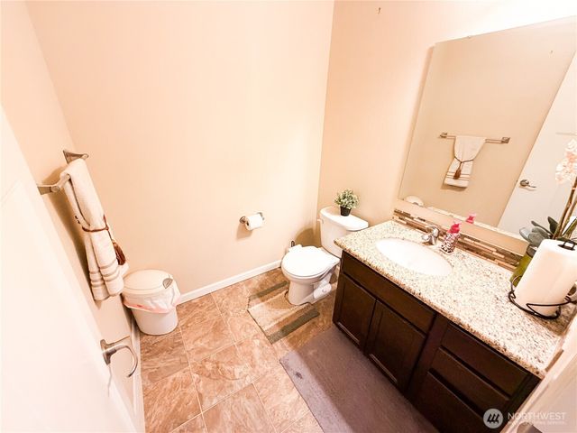 16305 25th Avenue Ct E, Tacoma, WA 98445