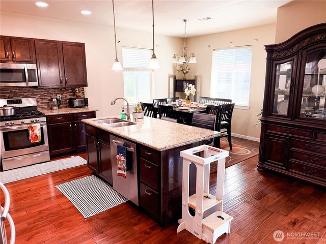 16305 25th Avenue Ct E, Tacoma, WA 98445