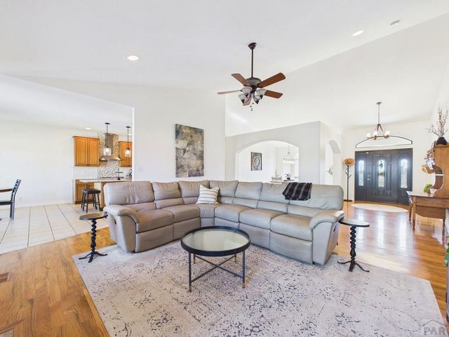1147 S Camino Pablo Ln, Pueblo West, CO 81007
