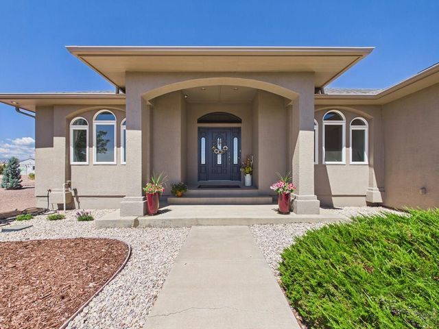 1147 S Camino Pablo Ln, Pueblo West, CO 81007
