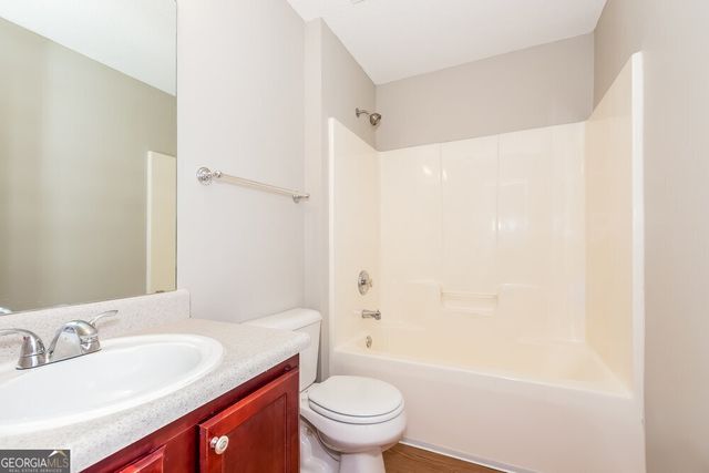 656 Penstock Path, Hampton, GA 30228