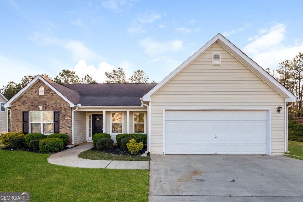 656 Penstock Path, Hampton, GA 30228