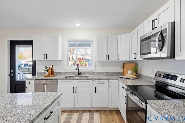 2304 Gordon St, Hopewell, VA 23860