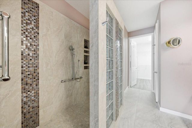 7905 SEMINOLE BOULEVARD 3301, Seminole, FL 33772