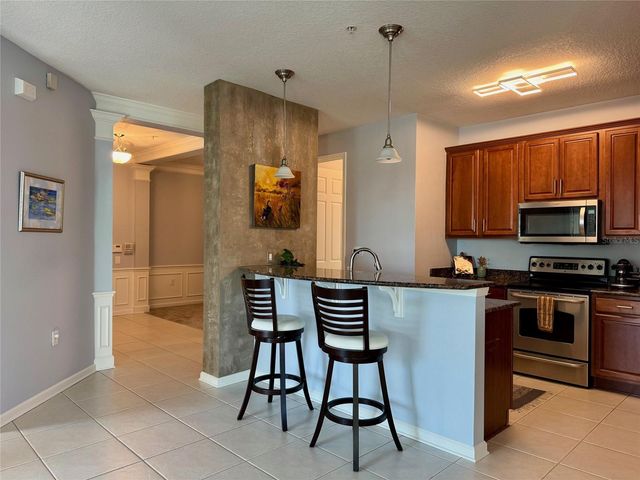 7905 SEMINOLE BOULEVARD 3301, Seminole, FL 33772