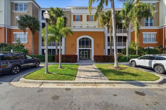 7905 SEMINOLE BOULEVARD 3301, Seminole, FL 33772