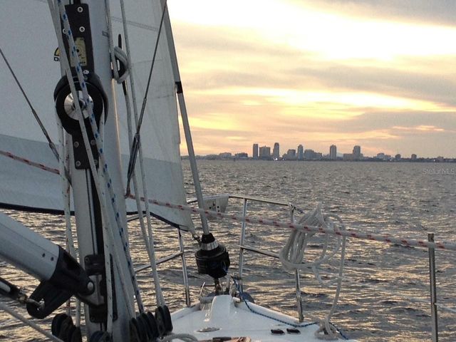 7905 SEMINOLE BOULEVARD 3301, Seminole, FL 33772