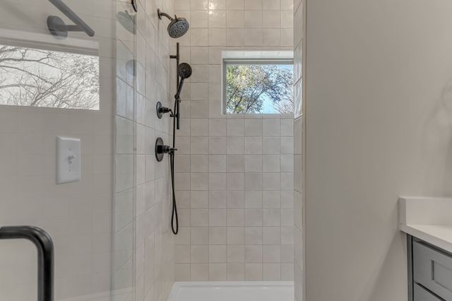 145 Whitsett Rd Apt 30, Nashville, TN 37210