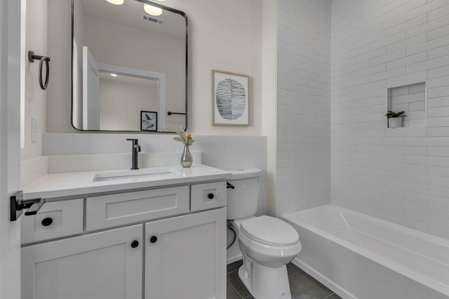 145 Whitsett Rd Apt 30, Nashville, TN 37210
