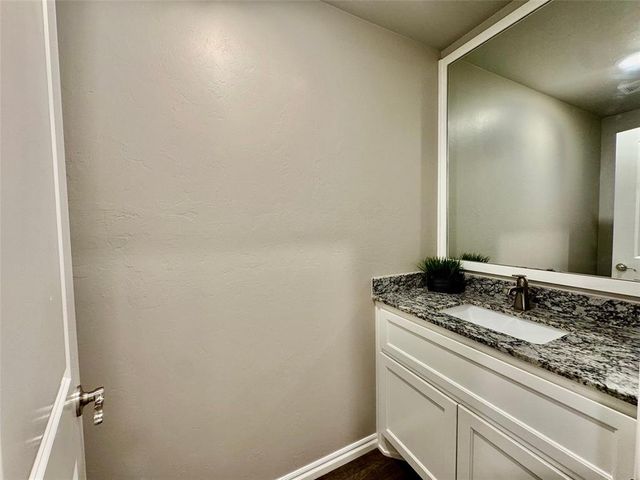 600 Texoma Drive, Edmond, OK 73025