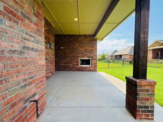 600 Texoma Drive, Edmond, OK 73025