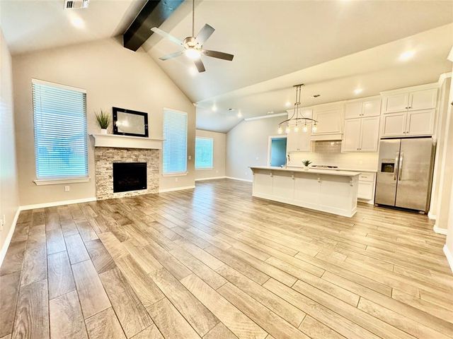 600 Texoma Drive, Edmond, OK 73025