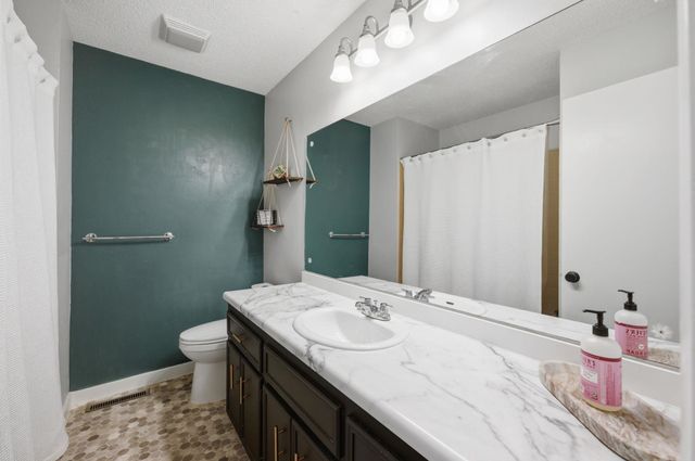 8239 E Brookhollow, Wichita, KS 67206