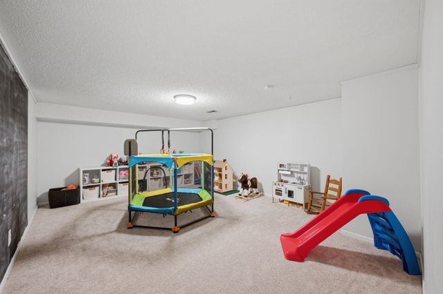 8239 E Brookhollow, Wichita, KS 67206