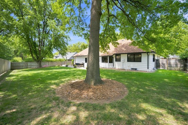 8239 E Brookhollow, Wichita, KS 67206
