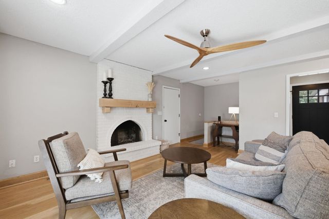8239 E Brookhollow, Wichita, KS 67206