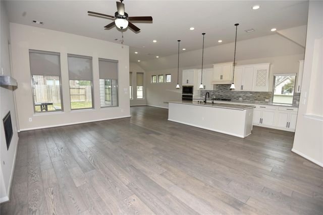 1204 Night Owl Court, Conroe, TX 77385