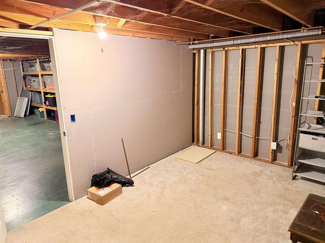 N4299 COUNTY RD E, Kaukauna, WI 54130