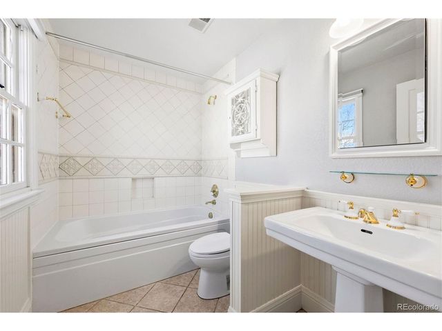 350 Clayton St A, Denver, CO 80206