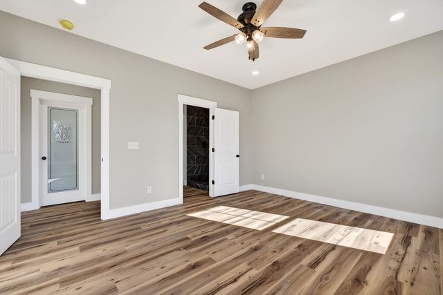 1910 Herbert Garrett Rd, Cookeville, TN 38506