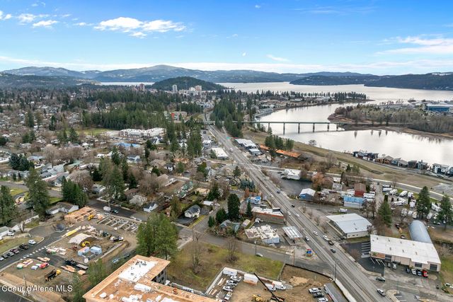 1103 W Davidson Ave, Coeur D'alene, ID 83814