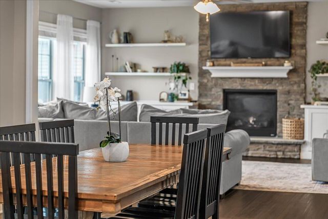 444 Hastings Lane, Versailles, KY 40383