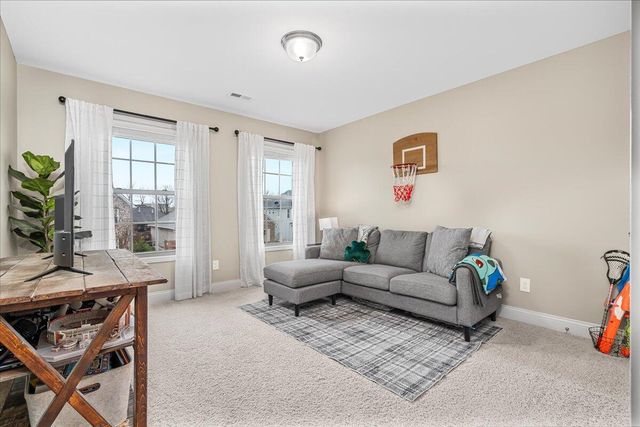 444 Hastings Lane, Versailles, KY 40383