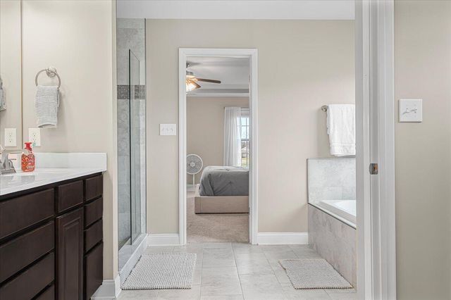 444 Hastings Lane, Versailles, KY 40383