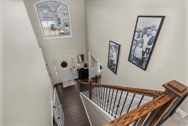 444 Hastings Lane, Versailles, KY 40383