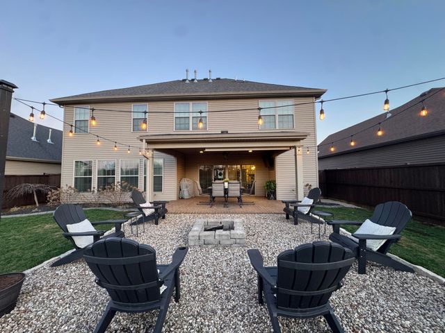 444 Hastings Lane, Versailles, KY 40383