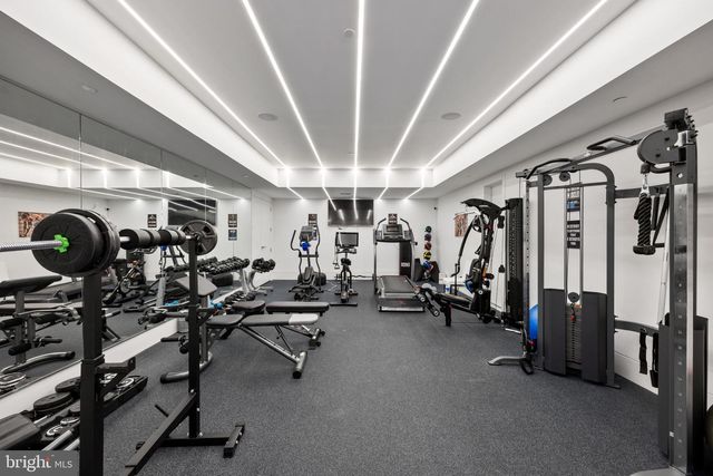 8880 BRADLEY BLVD, Bethesda, MD 20817