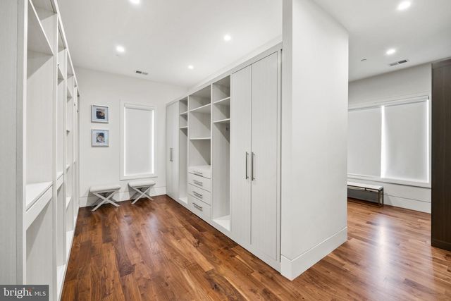 8880 BRADLEY BLVD, Bethesda, MD 20817