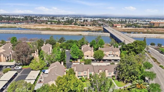 101 W Riverdale, Orange, CA 92865